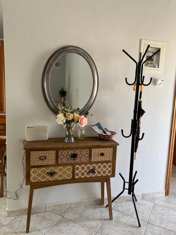 Apartment Efi Néa Péramos Buitenkant foto